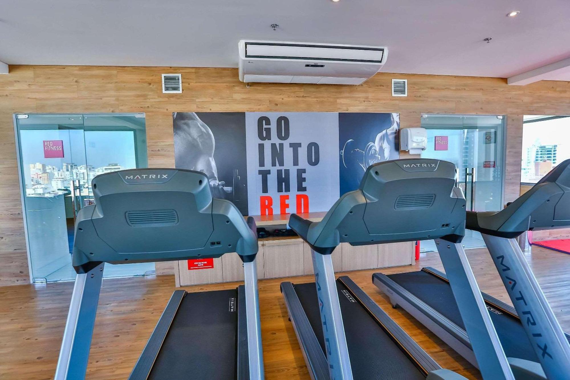 Hotel Radisson Red Campinas Exteriér fotografie Anytime Fitness in Hyderabad, India